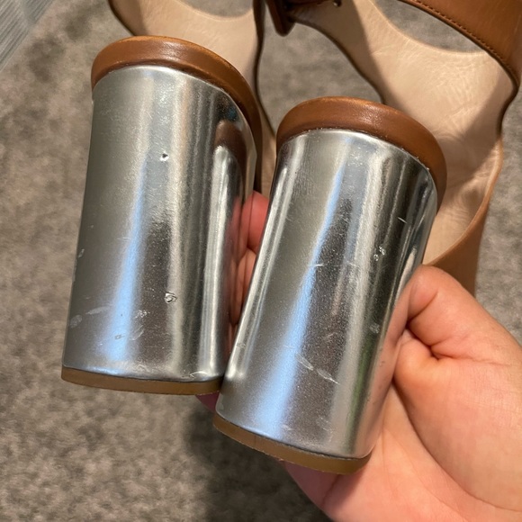 PRADA LEATHER MULES - Picture 4 of 8